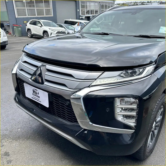 Bonnet Guard Protector Stone Mitsubishi Pajero 2019-2023 OEM