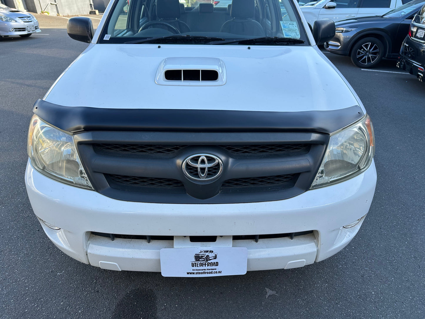 Bonnet Guard Protector Stone Toyota Hilux Vigo 2005-2012 Matte