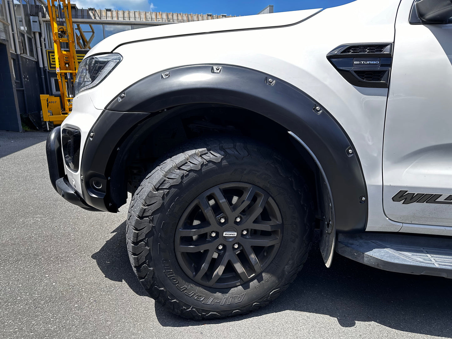 Fender Flare 6-Inch Ford Ranger PX3 2019-2021 Bolt Style Smooth Black