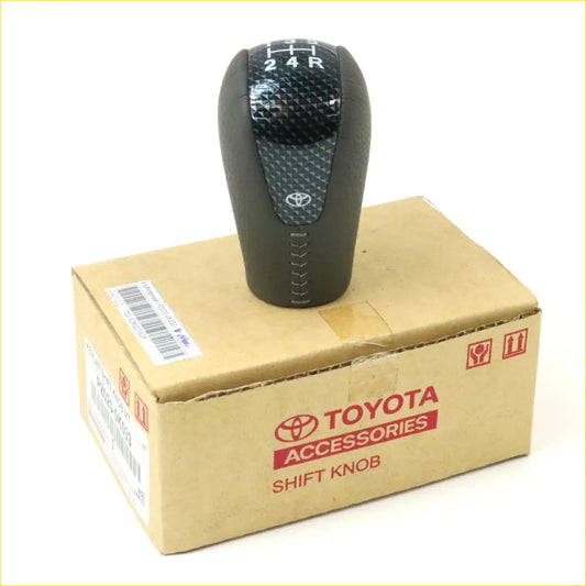 Leather shift knob for toyota hilux 2005-2015 with black carbon fiber pattern and stitched detailing