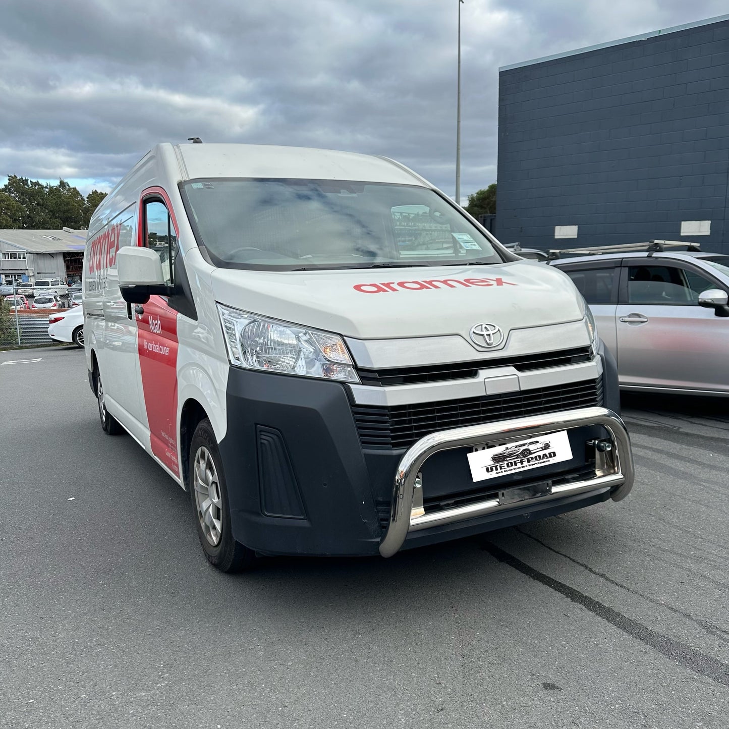 Nudge Bar Toyota Hiace 2019+ Chrome