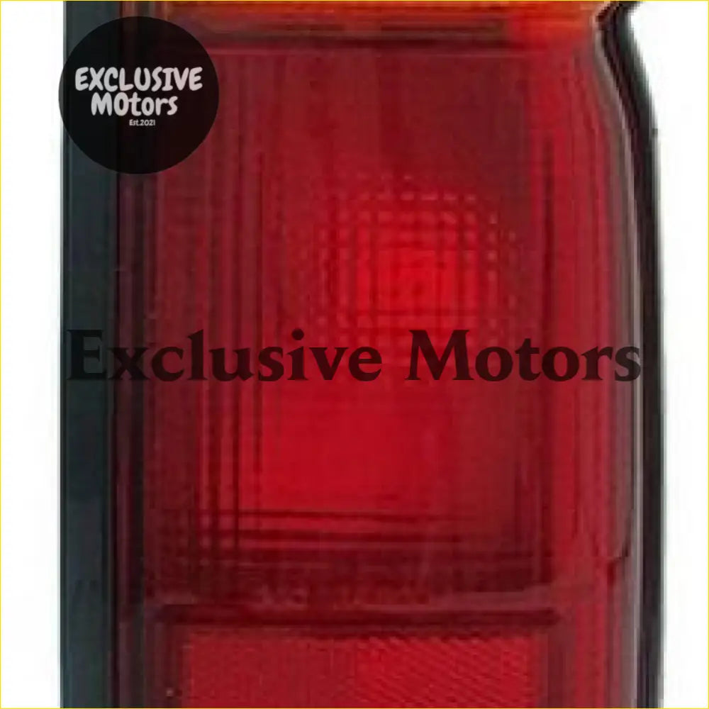 Right-Hand Tail Light for Nissan Navara (1986-1997) - Lights