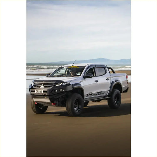 Rockarmor Gt Steel Hoopless Bullbar - Mitsubishi Triton Mr (Full Bar - Winch