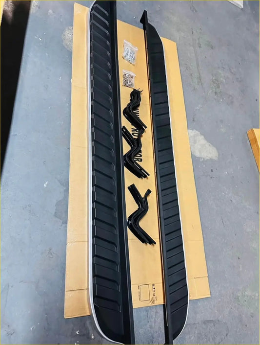 Black rubber side step running board with textured ribbed surface and white trim for ford ranger 2022 double cab