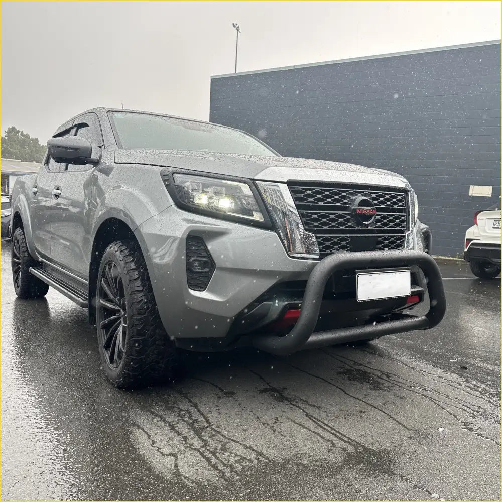 Stainless Steel Nudge Bar Nissan Navara 2021+ Medium Size (Compatible