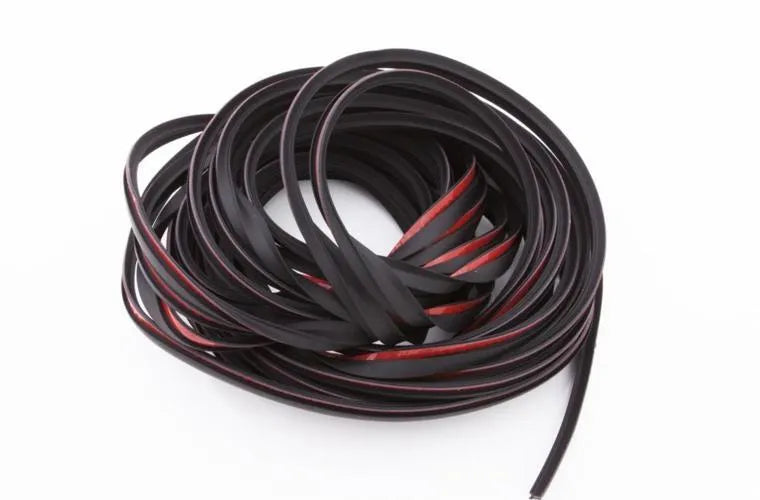 Bushwacker Universal Medium Wiper Style Replacement Edge Trim- 9ft Roll