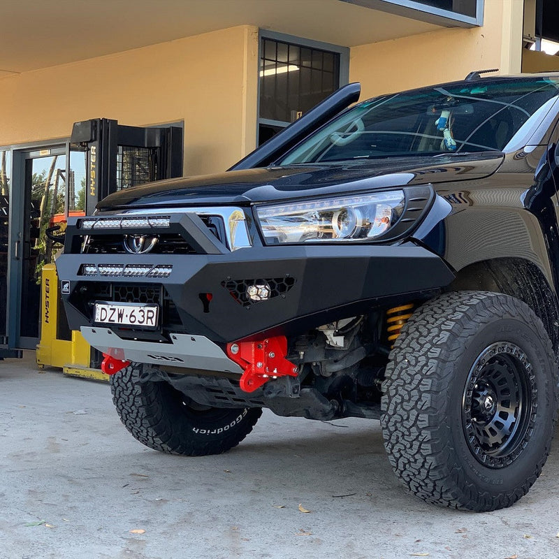 Offroad Animal Predator Bull Bar - Toyota Hilux N80 2020-2025