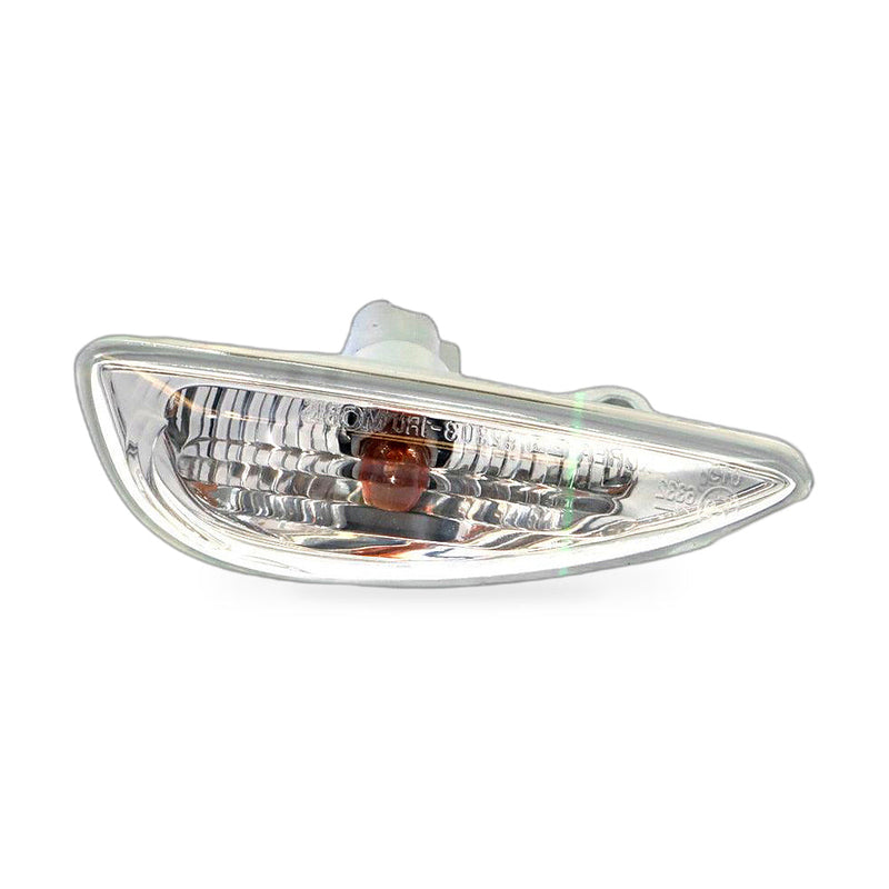 Driver Side Guard Repeater to suit Hyundai Tucson TL 2015-2018 — image 1