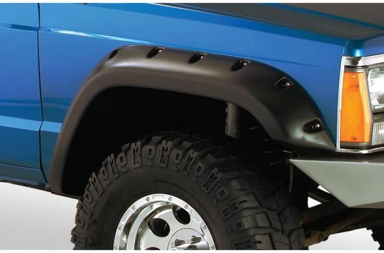 Bushwacker Cutout Style Flares 4pc Fits - Black (Cherokee 2-Door 84-01)