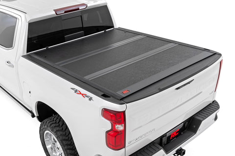 Hard Low Profile Bed Cover Chevy/GMC Sierra 1500 (19-26)/Silverado 1500 (19-26)