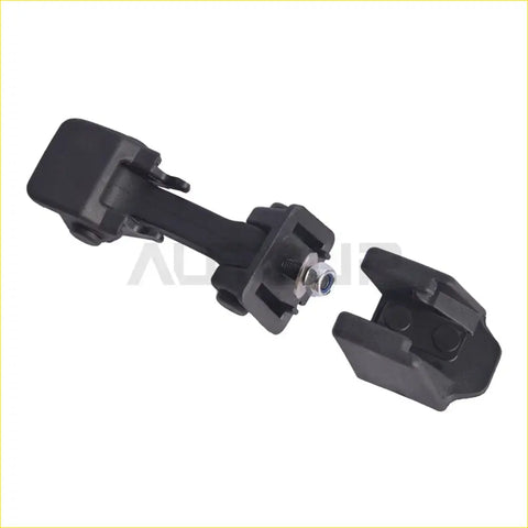 Black plastic front hood latch catch with central metal bolt for jeep wrangler tj 1997–2006