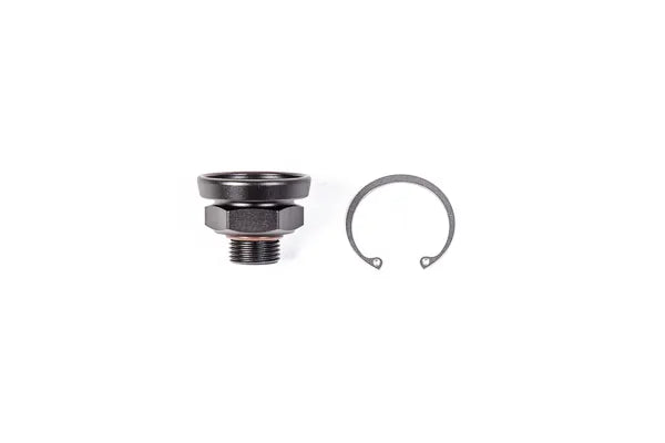 Radium Engineering FPD Adapter 8AN ORB / 27mm Bore (350Z 07-09) — fits Nissan Skyline