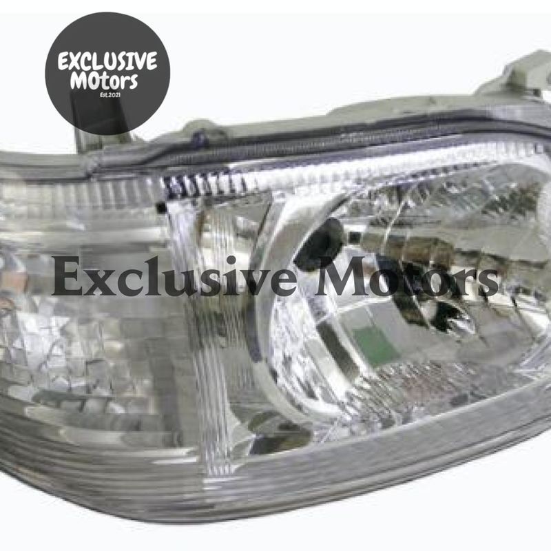 Toyota Hiace Right-Hand Manual Adjust (2010-2013)