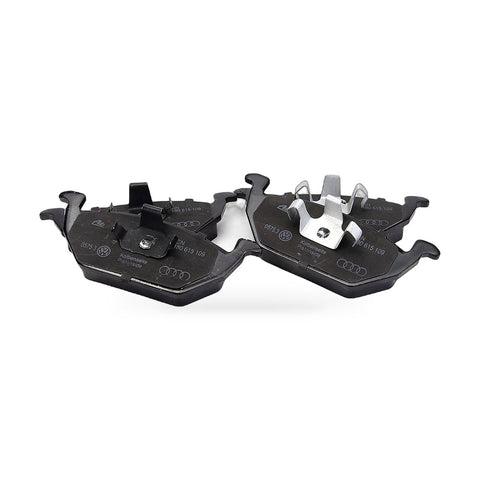 Front Brake Pad Kit to suit Audi A3 TT VW Golf Skoda Octavia Seat Altea — image 1