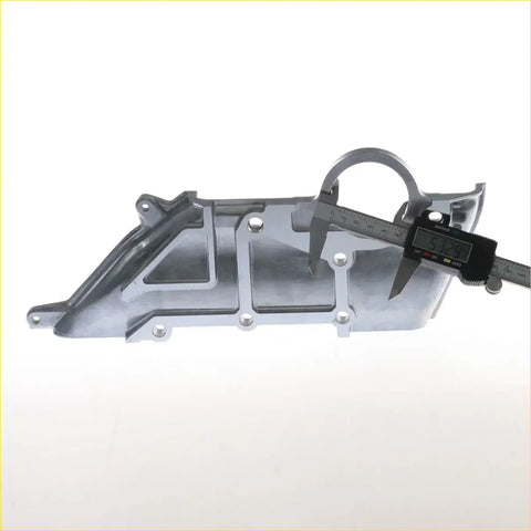 Silver metallic 2446cc oil seal retainer for toyota hilux ln50 ln56 ln65 with machined design and bolt holes