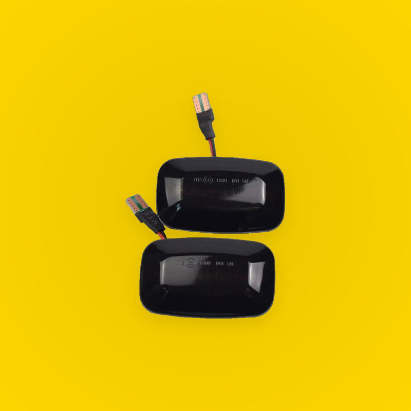 2x Dynamic LED Side Marker for 77 series(1990-2000)