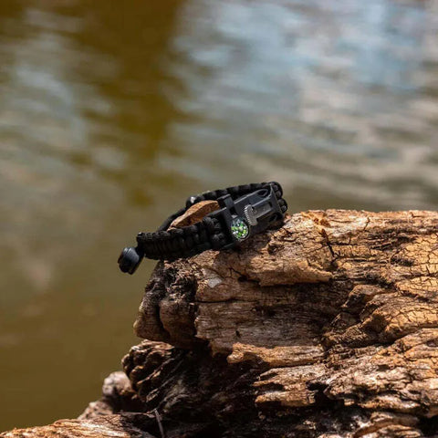 CAOS Gear Survival Bracelet with Fire Starter - Black