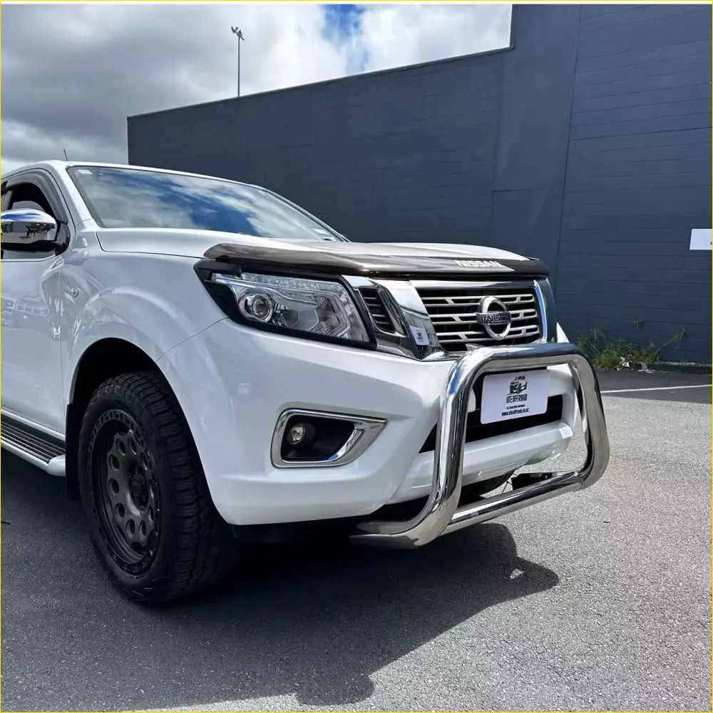 304 Stainless Steel Nudge Bar Nissan Navara NP300 2015-2020 Chrome