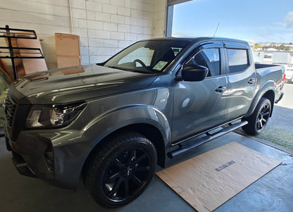 4‑inch Oval Tube Running Board Black Stainless Steel Hilux