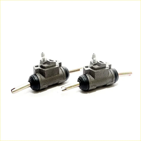 Two gray metal 7/8 rear wheel brake cylinders with black seals and fittings for toyota hilux ln30 n40 rn33 rn31