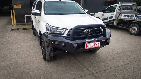 MCC Rocker 078-01SQSBL Single Sand Black Loop Bull Bar - Toyota Hilux 2016-2020 - Image 2