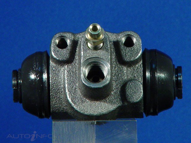 BNT Rear Wheel Cylinder Mazda 808 323 71-80 - 64968570