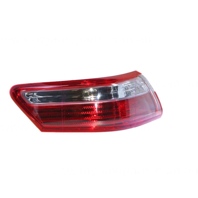APG All Crash Tail Lamp Passenger Side Certified Suits