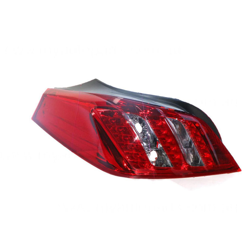 APG All Crash Tail Lamp Passenger Side Certified Suits