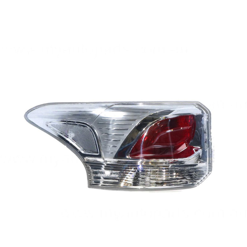 APG All Crash Tail Lamp Passenger Side Certified Suits
