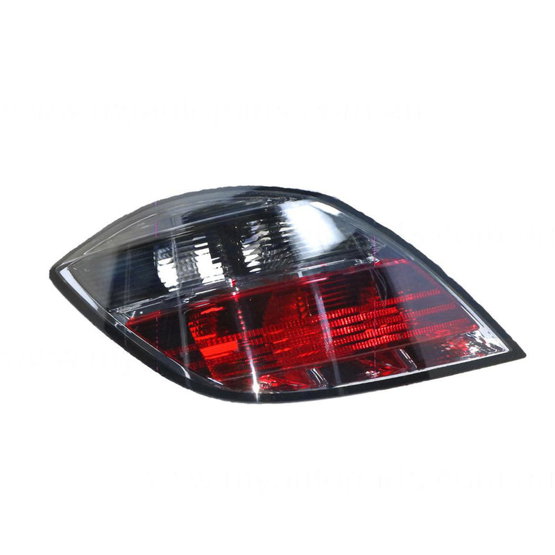 APG All Crash Tail Lamp Passenger Side Certified Suits
