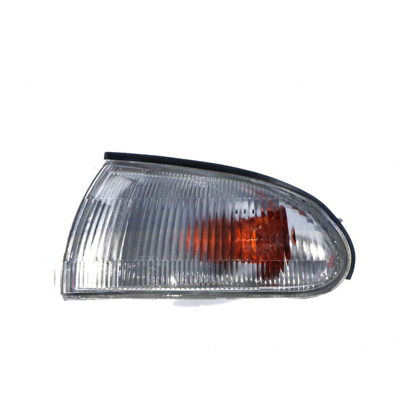 APG All Crash Front Park / Indicator Lamp Passenger Side