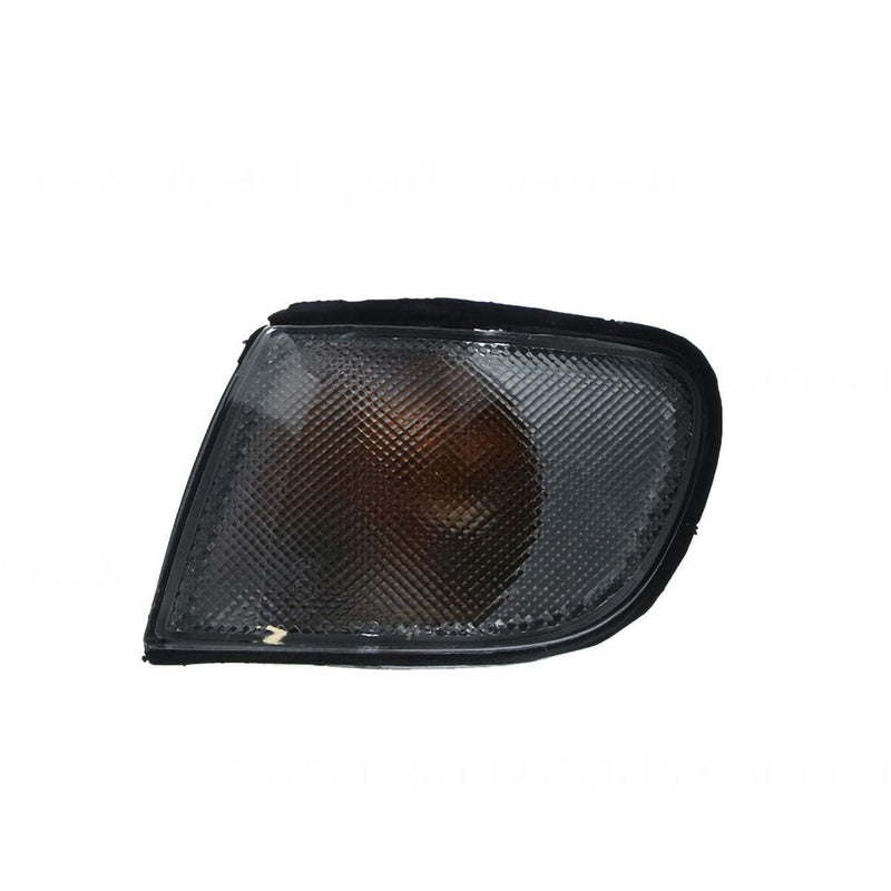 APG All Crash Front Park / Indicator Lamp Passenger Side