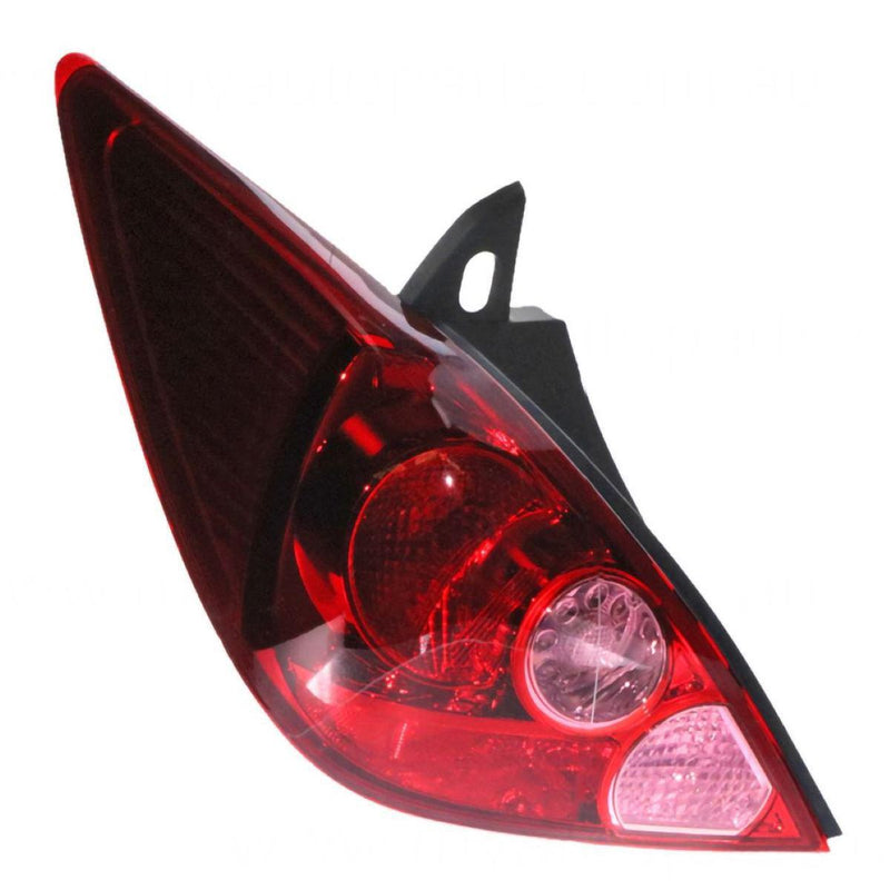 APG All Crash Tail Lamp Passenger Side Certified Suits