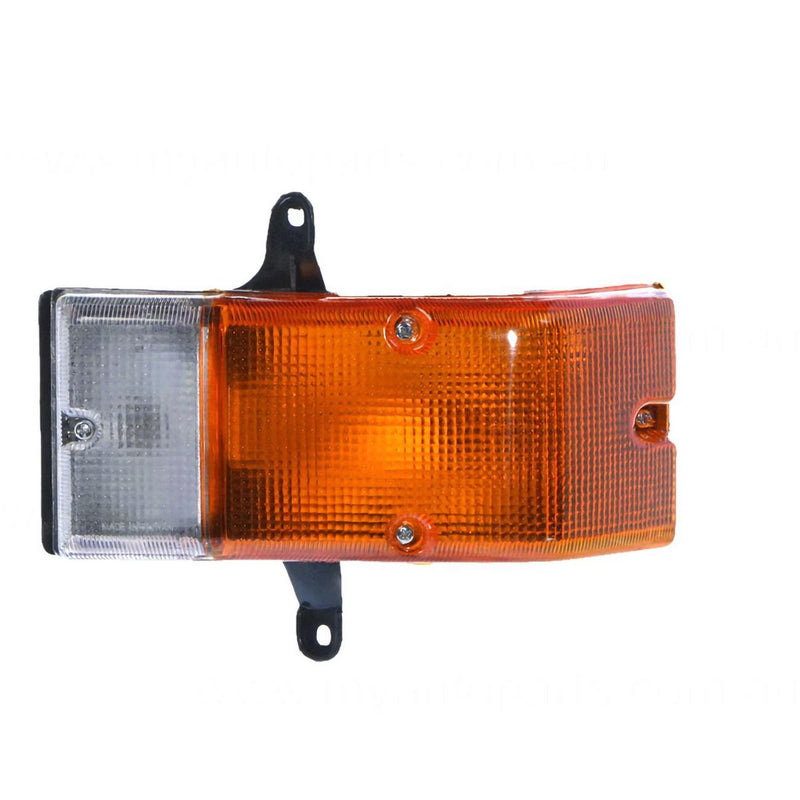 APG All Crash Front Park / Indicator Lamp Passenger Side