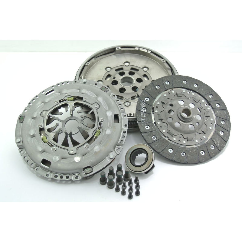 ClutchPro Clutch Kit With DMF Self Adjusting KVW23522