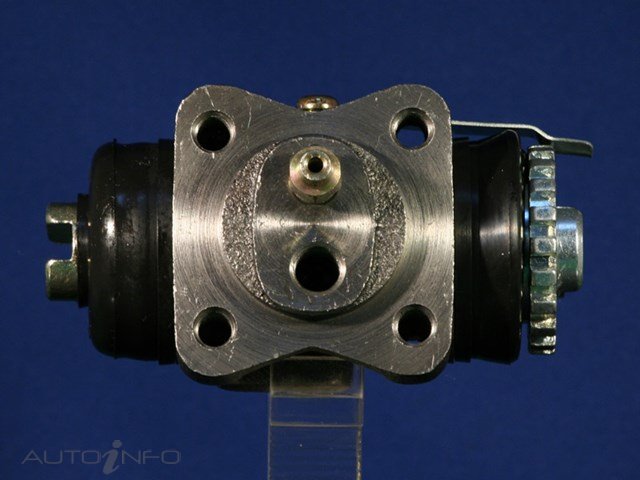 BNT Front Wheel Cylinder RH Toyota Land Cruiser FJ45 J40 - 74967815