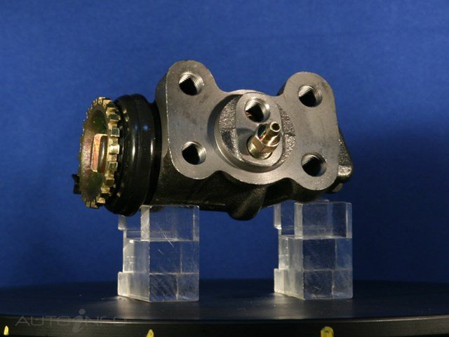 BNT Front Wheel Cylinder LH for Mazda Titan 89-On98 - 74967923