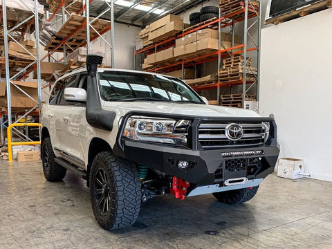 Offroad Animal Toro Bull Bar (Land Cruiser 200 Series 2015 on) — fits Toyota Landcruiser 200 Series Mkii