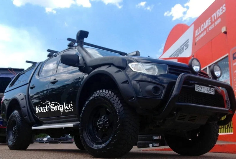 Kut Snake Kut Snake Flares - 95mm - Full Set (Triton ML/MN 06-15) — fits Mitsubishi Triton