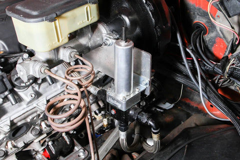 Holley EFI 2 Port VR Series Fuel Pressure Regulator Two Port Adjustable 40 to 100 PSI Boost Reference 1:1