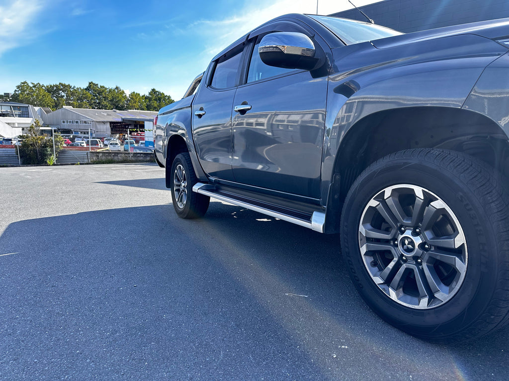 Side Step Running Board OEM Style Triton 2019-2023 Double Cab