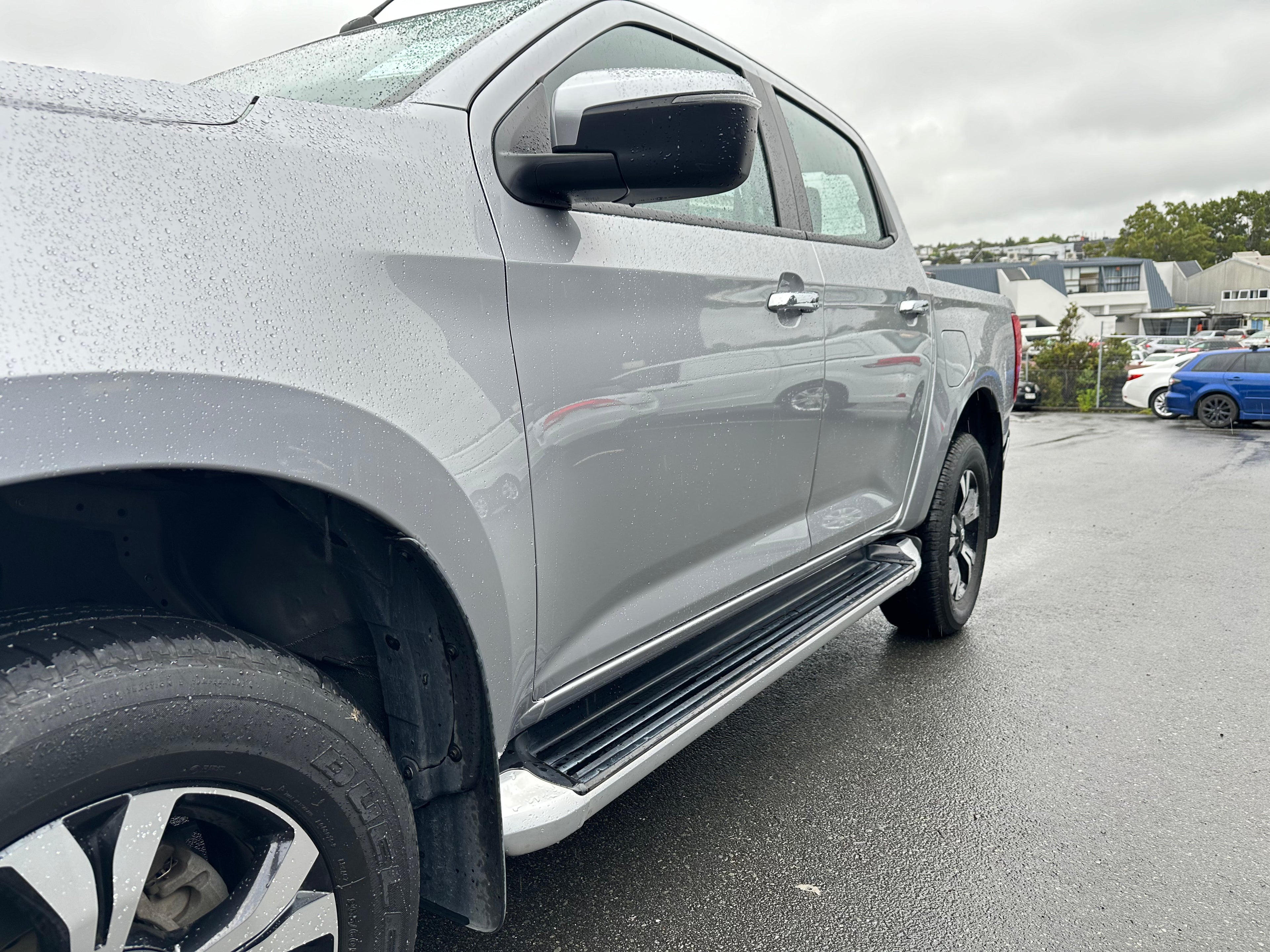 Side Step Running Board OEM Style Isuzu D-Max 2021-2023 Double Cab