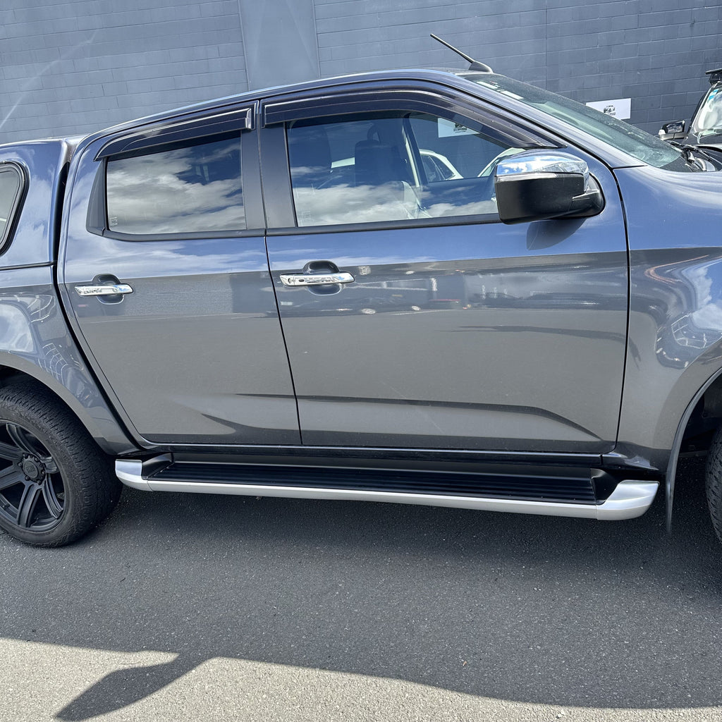 Side Step Running Board OEM Style Isuzu D-Max 2021-2023 Double Cab