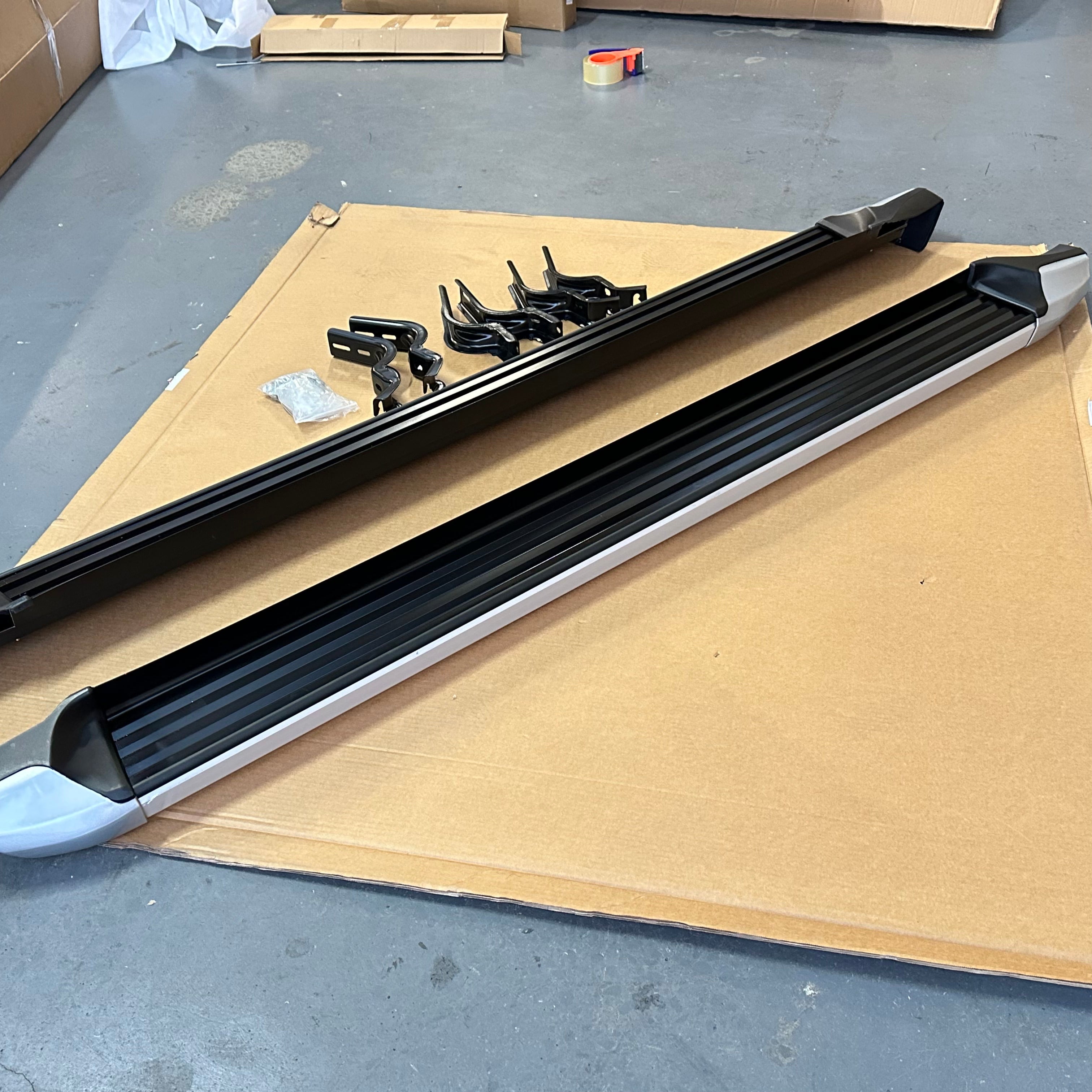 Side Step Running Board OEM Style Isuzu D-Max 2021-2023 Double Cab