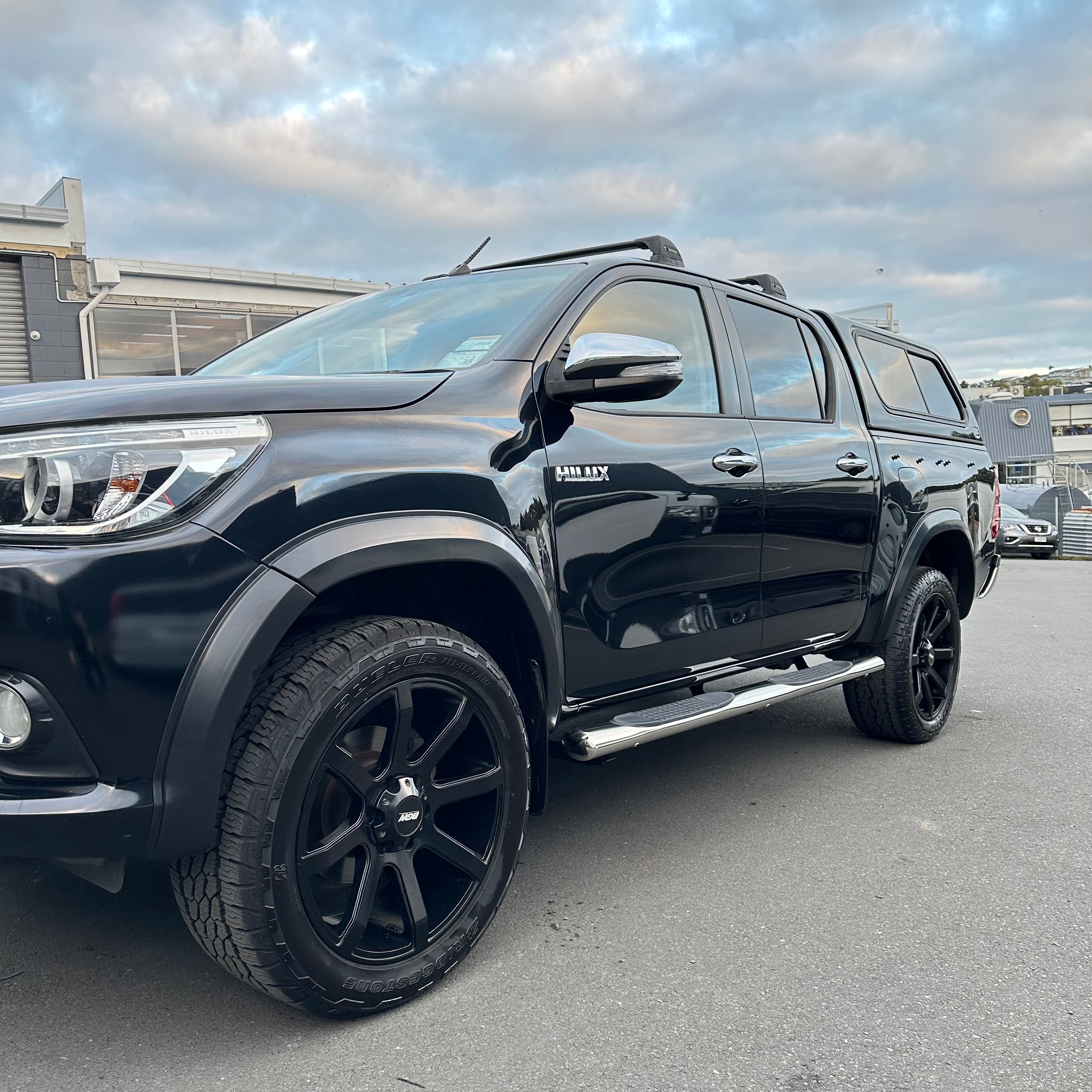 Running Board 4 inch Oval Tube Stainless Steel Hilux Revo 2015-Current Double Cab