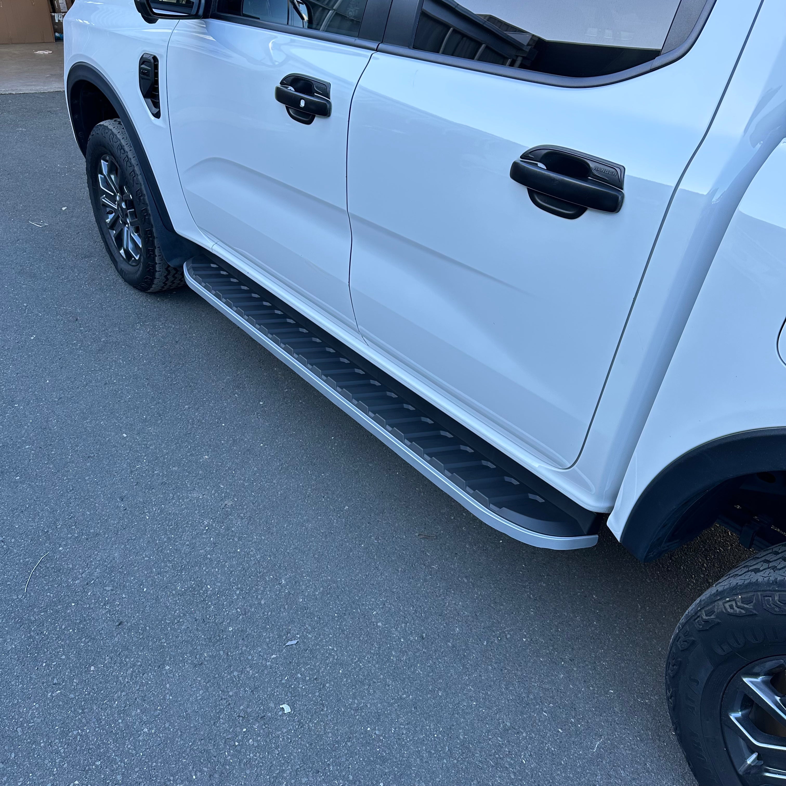 Side Step Running Board OEM Style Ford Ranger 2022+ Double Cab