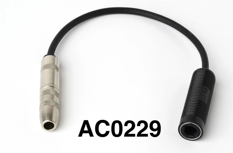 Stilo Female-to-female adapter to Nascar 3C Female to Female adapter- This adapter allows a helmet with male plug to be connected to a nascar 3C plug
