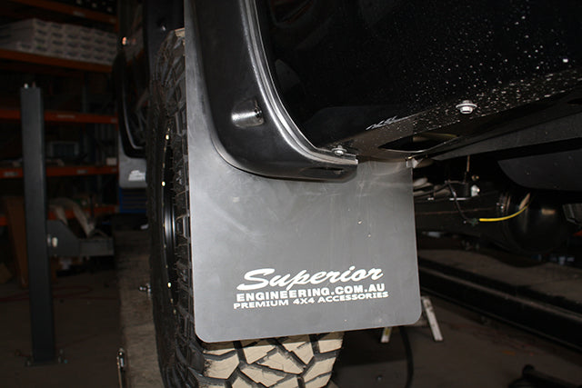 Superior Engineering Superior Premium Mudflaps — Toyota LandCruiser 200 Series 2016-2021 Facelift Rear (Pair) Flares:N