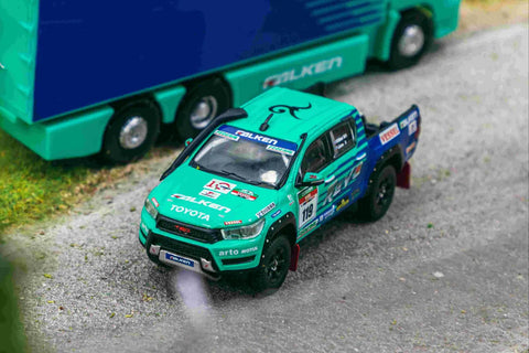 Tarmac Works 1/64 Toyota Hilux AXCR 2017 with Truck Packaging