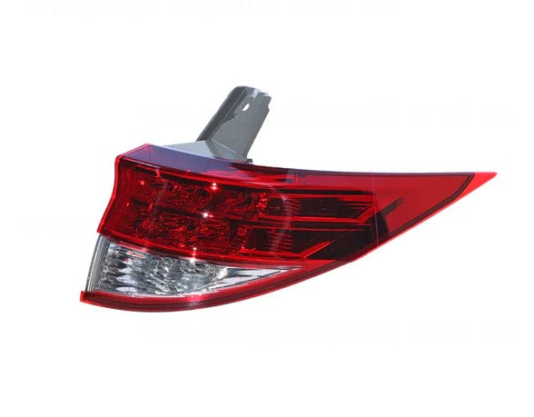 Toyota Tarago ACR50 GSR50 Right Tail Light (2008-2019)